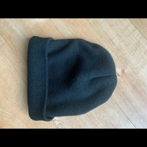 Doughnut Party (Edmonton) Collector Beanie. Almost new. One size fits all,Unisex - Picture 2 of 4